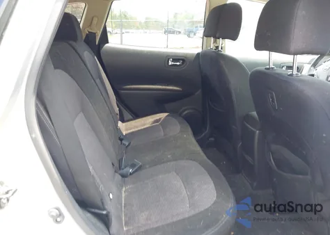 2013 Nissan Rogue Sv z USA, uszkodzony, nr VIN JN8AS5MV8DW117494